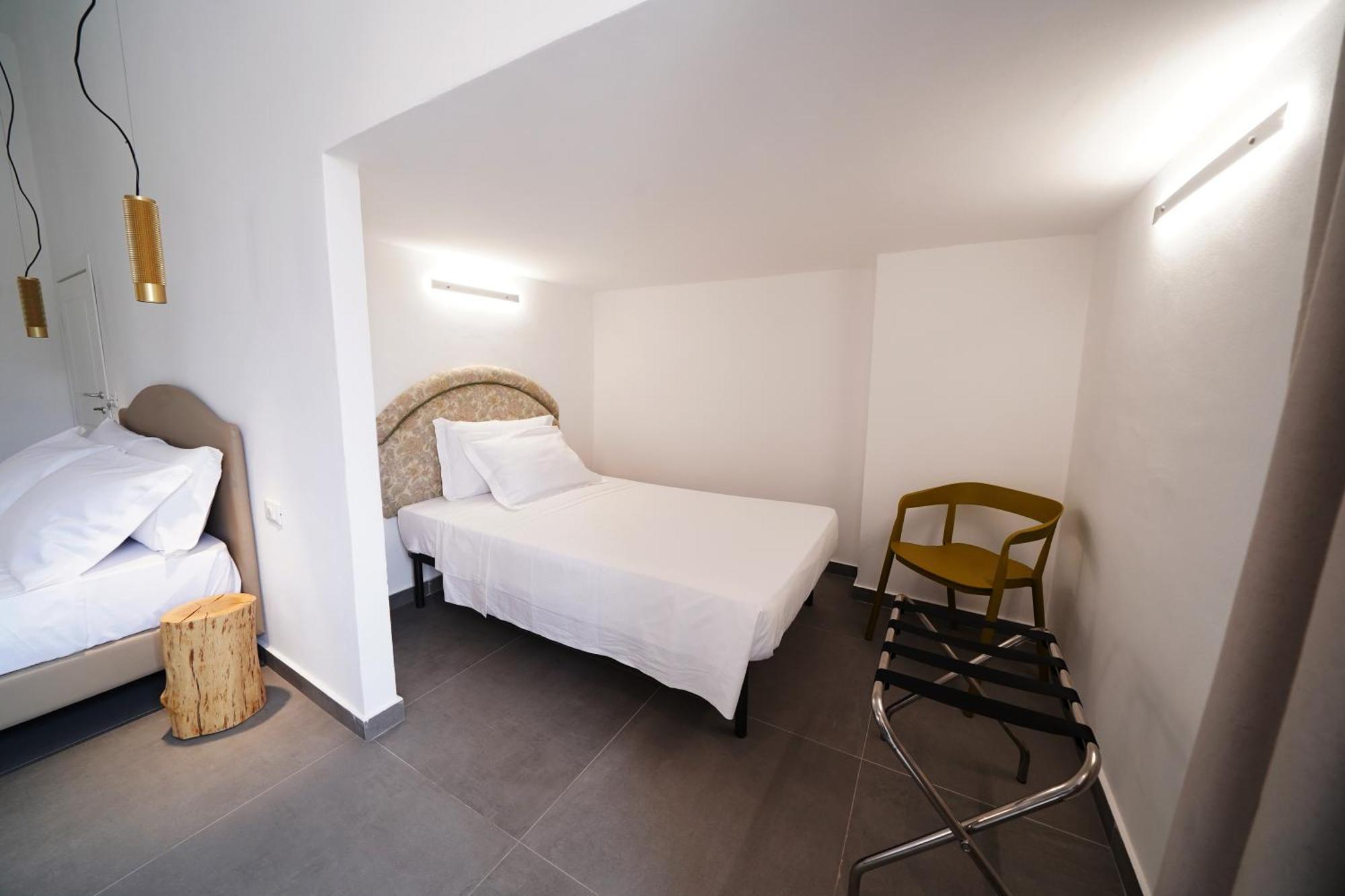 Ducas Rooms And Suite Lascari Luaran gambar