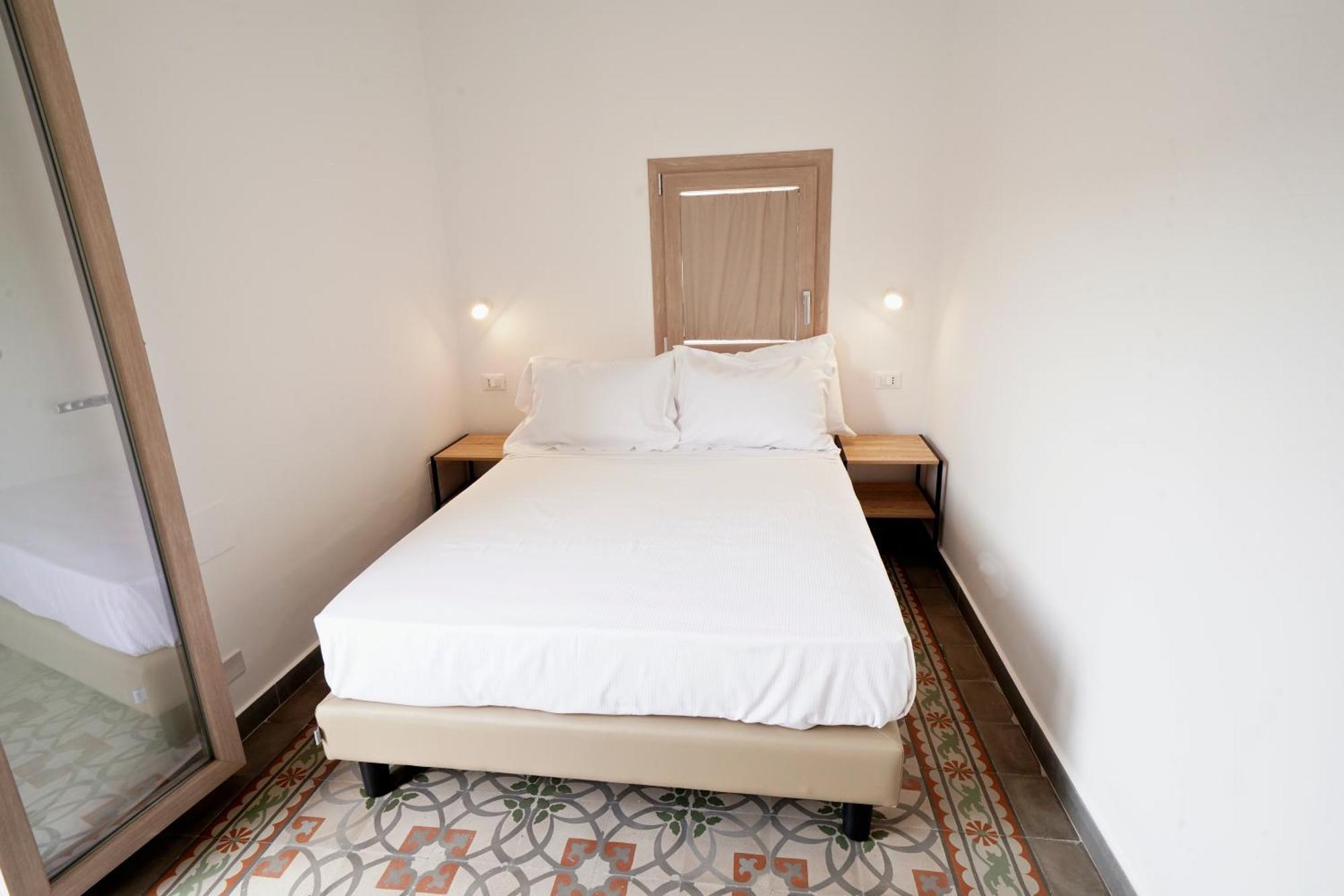 Ducas Rooms And Suite Lascari Luaran gambar