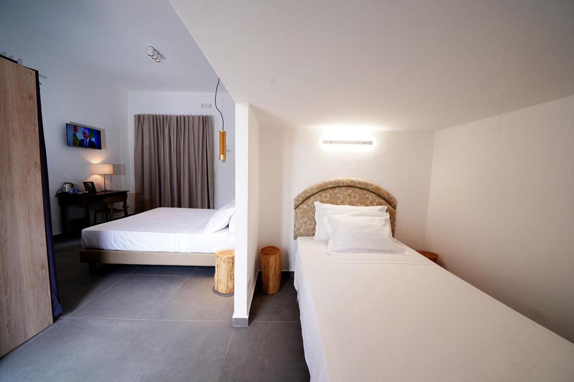 Ducas Rooms And Suite Lascari Luaran gambar
